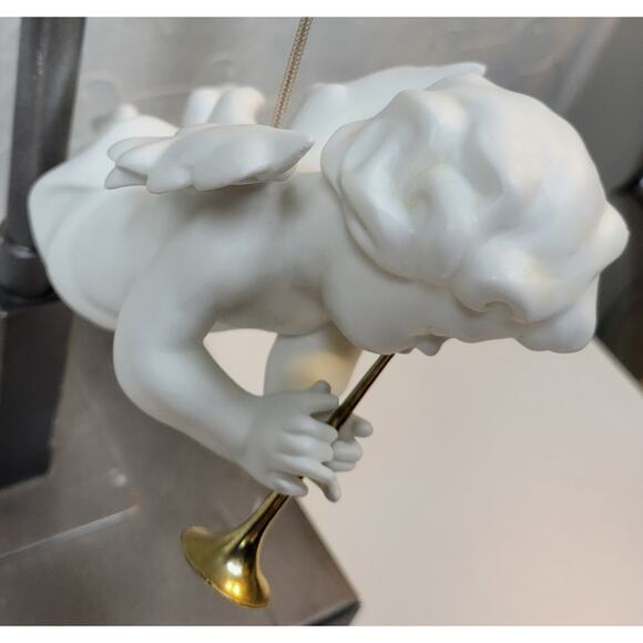 Dept 56 Large Winter Silhouette Cherub Angel 8" White Ornament Horn Retired - Picture 4 of 16